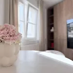 아파트 Luxury Penthouse In Center With Terrace & Direct Lift - The Piekna Residences