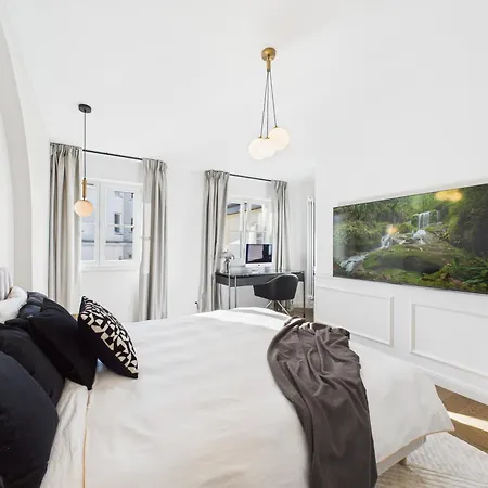 Luxury Penthouse In Center With Terrace & Direct Lift - The Piekna Residences *