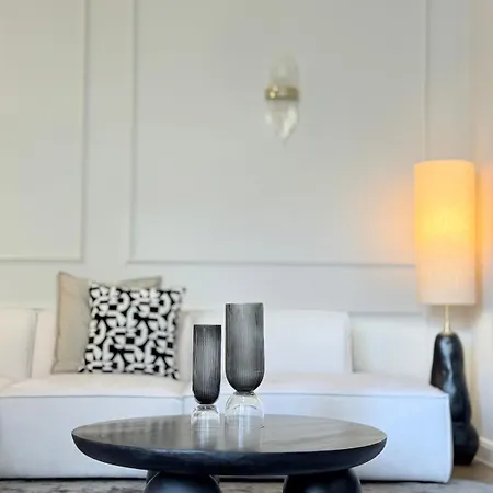 شقة Luxury Penthouse In Center With Terrace & Direct Lift - The Piekna Residences