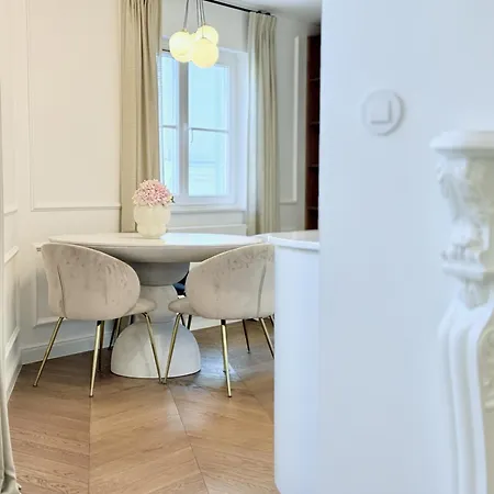شقة Luxury Penthouse In Center With Terrace & Direct Lift - The Piekna Residences