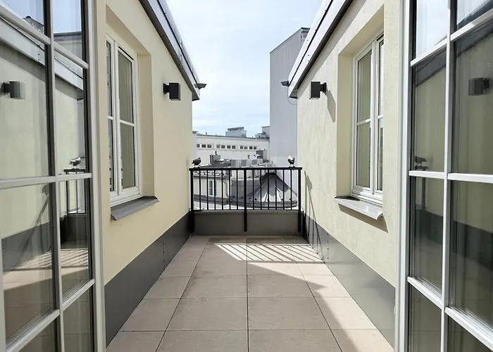 Luxury Penthouse In Center With Terrace & Direct Lift - The Piekna Residences Lejlighed