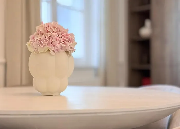 Luxury Penthouse In Center With Terrace & Direct Lift - The Piekna Residences Warszawa