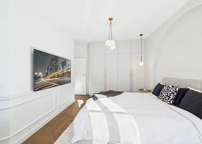 Luxury Penthouse In Center With Terrace & Direct Lift - The Piekna Residences