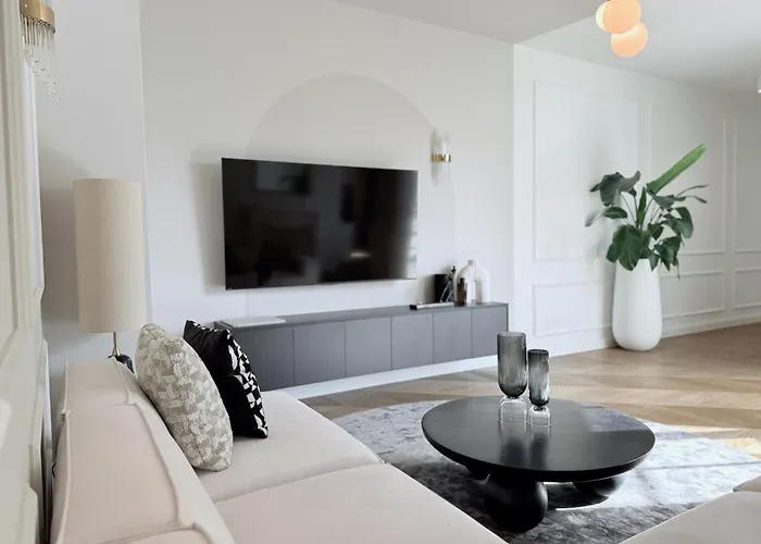 Luxury Penthouse In Center With Terrace & Direct Lift - The Piekna Residences Апартаменты *